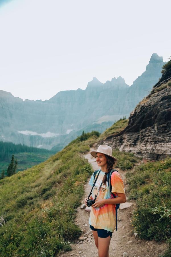 Wander Camp Glacier 호텔 Coram 외부 사진